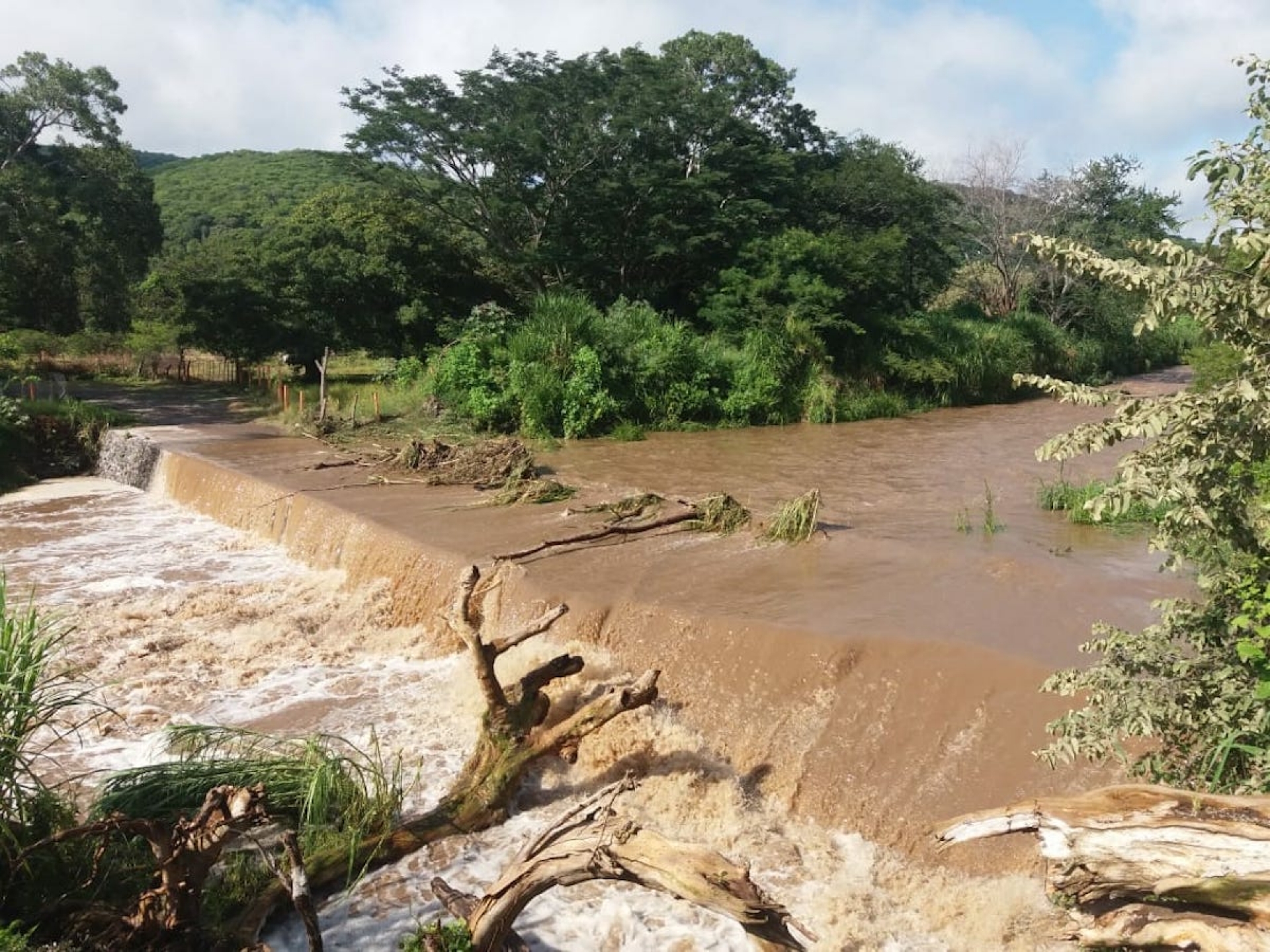 Vigilan departamentos de PC de la región poniente el nivel de los ríos Chalma y Tembembe 