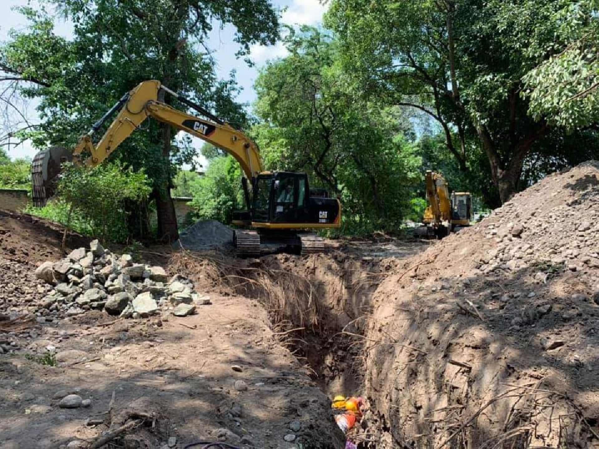 Rehabilitarán colector general de aguas negras en Mazatepec