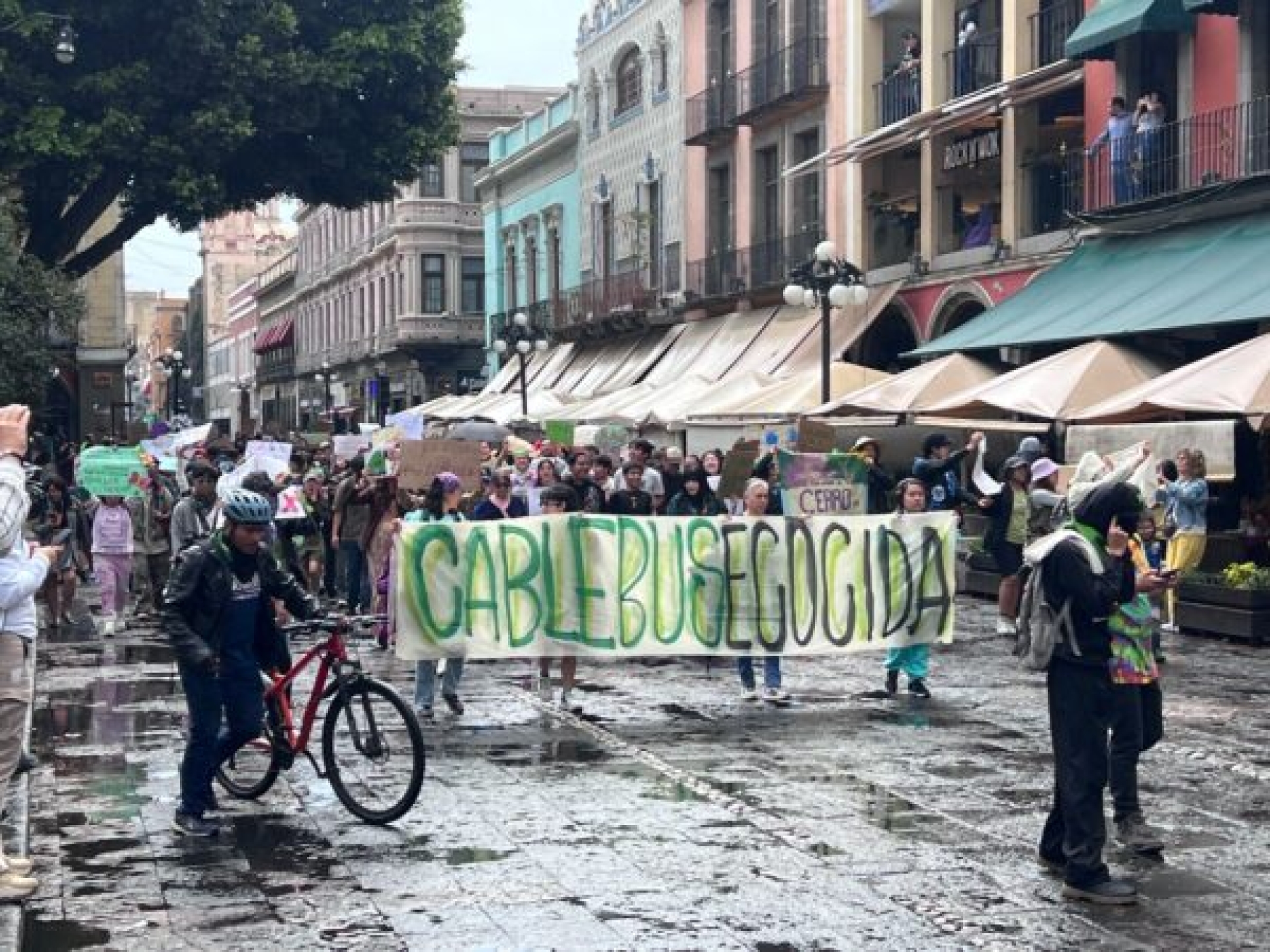 Protestan en Puebla por cuarta vez contra proyecto del Cablebús