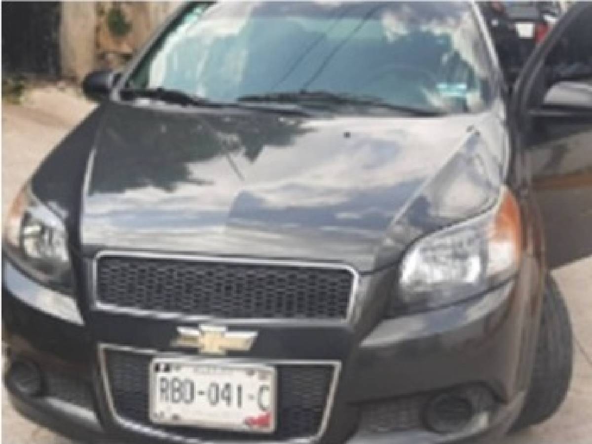 Atrapan a automovilista que asaltó a un transeúnte