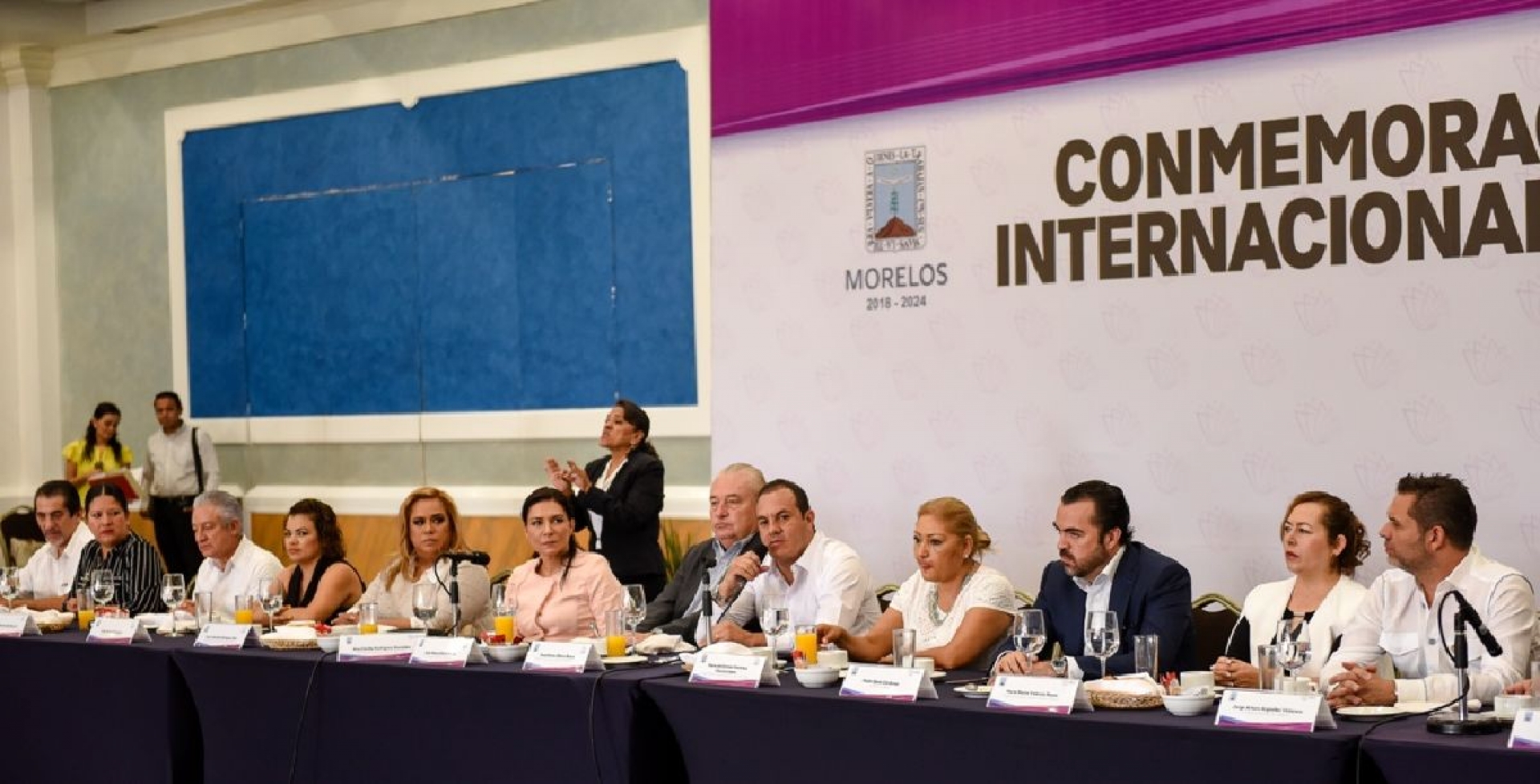 Llama Cuauhtémoc Blanco a trabajar a favor de Morelos