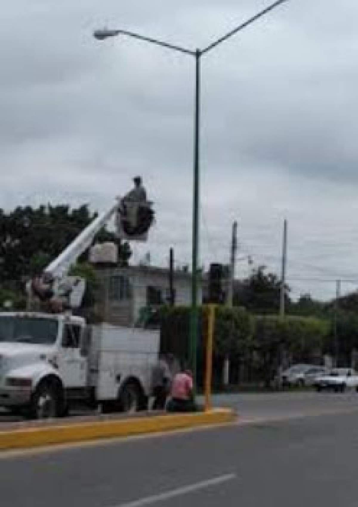 Xochicalco sigue sin alumbrado público