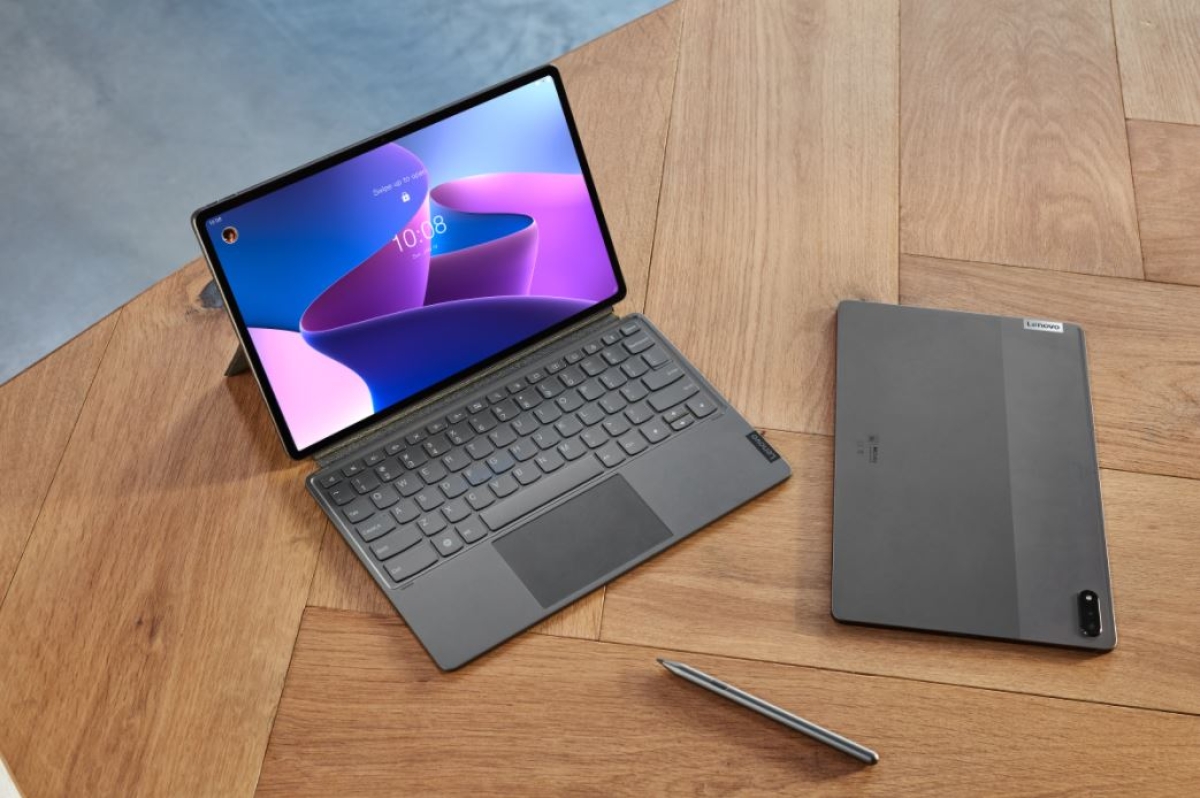 Lenovo presenta su nueva Tab P12 Pro, una tablet potente y cómoda para el día a día