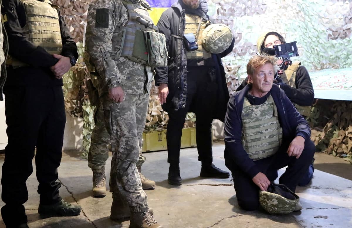 Sean Penn se encuentra en Ucrania filmando un documental sobre el conflicto con Rusia
