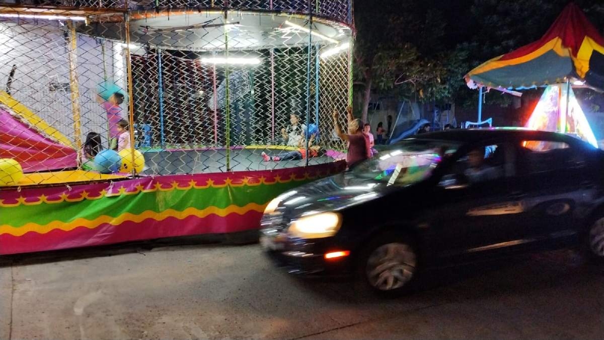 Solicitan revisar instalación de juegos mecánicos en colonia de Miacatlán