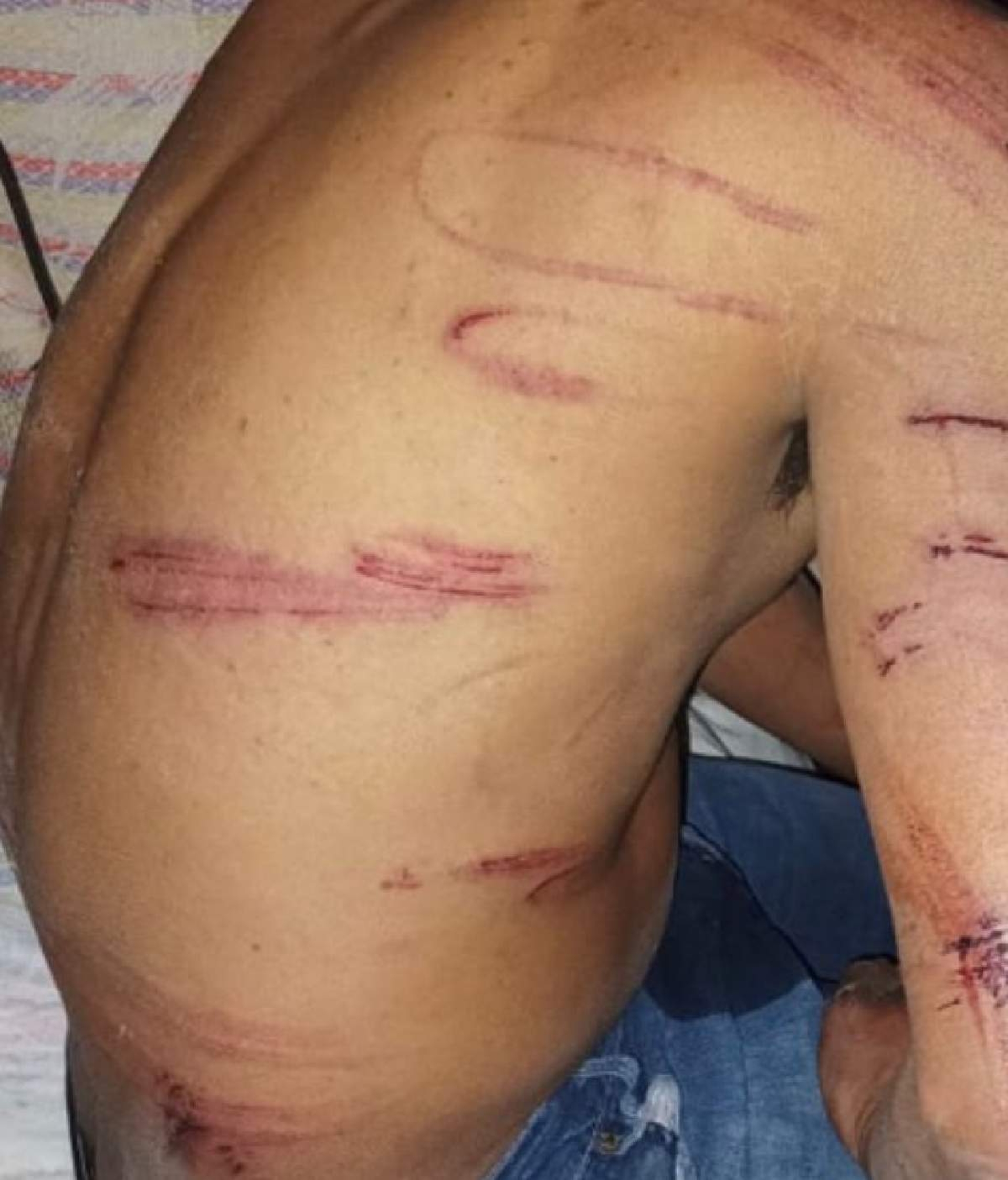 Acusan a militares de abuso contra tres personas