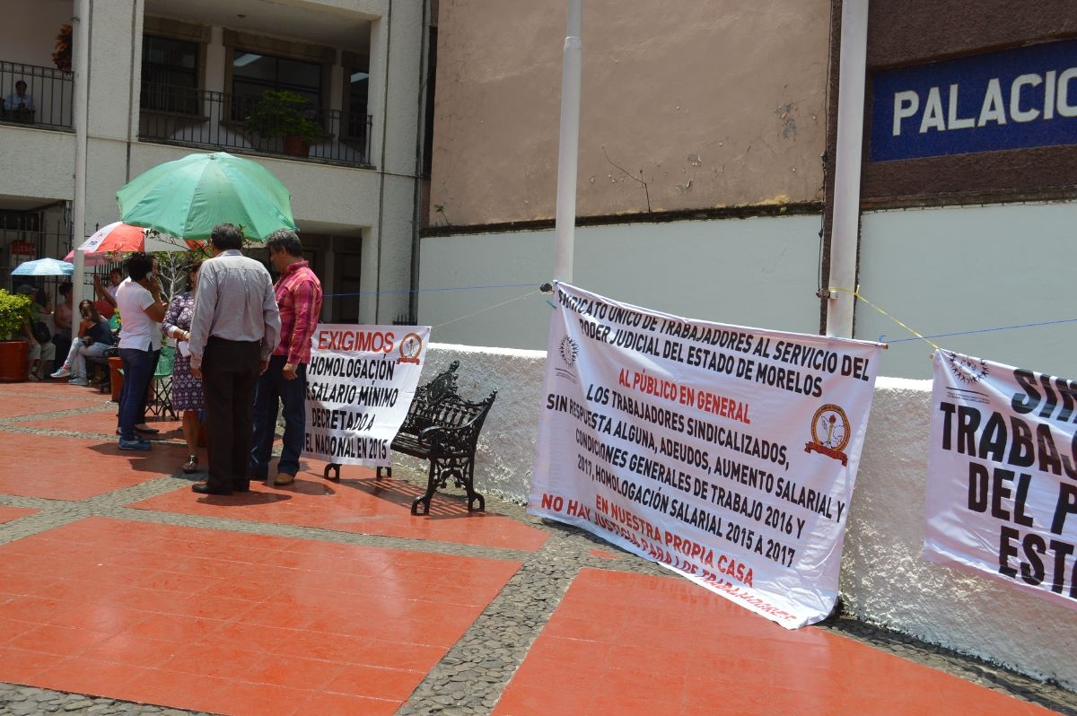 Reactivan labores en TSJ; sindicato analiza aceptar "estímulo"