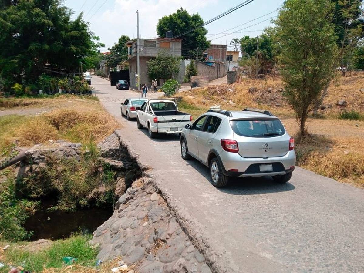 Inicia gobierno del estado reconstrucción del puente vehicular "Los Sabinos" en Cuautla