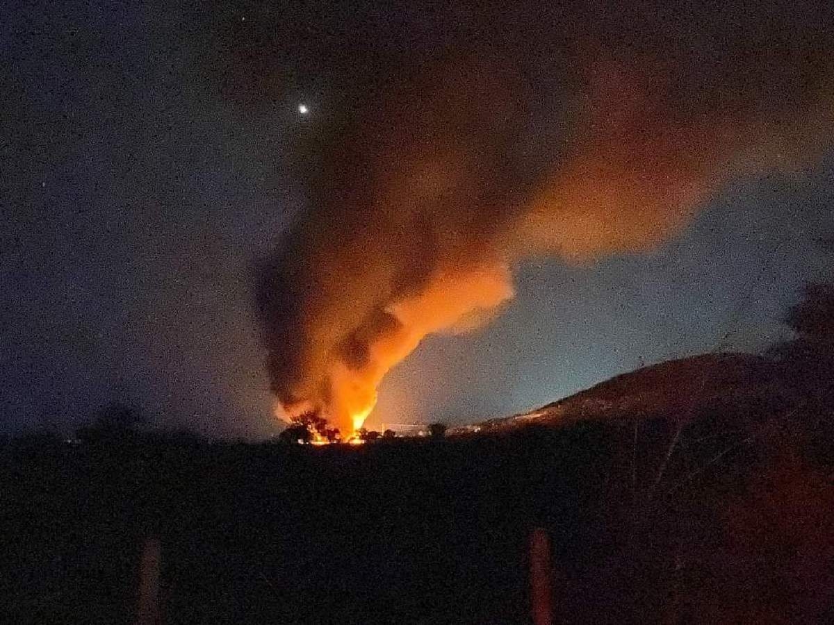 Se registra incendio en tiradero de Amacuzac