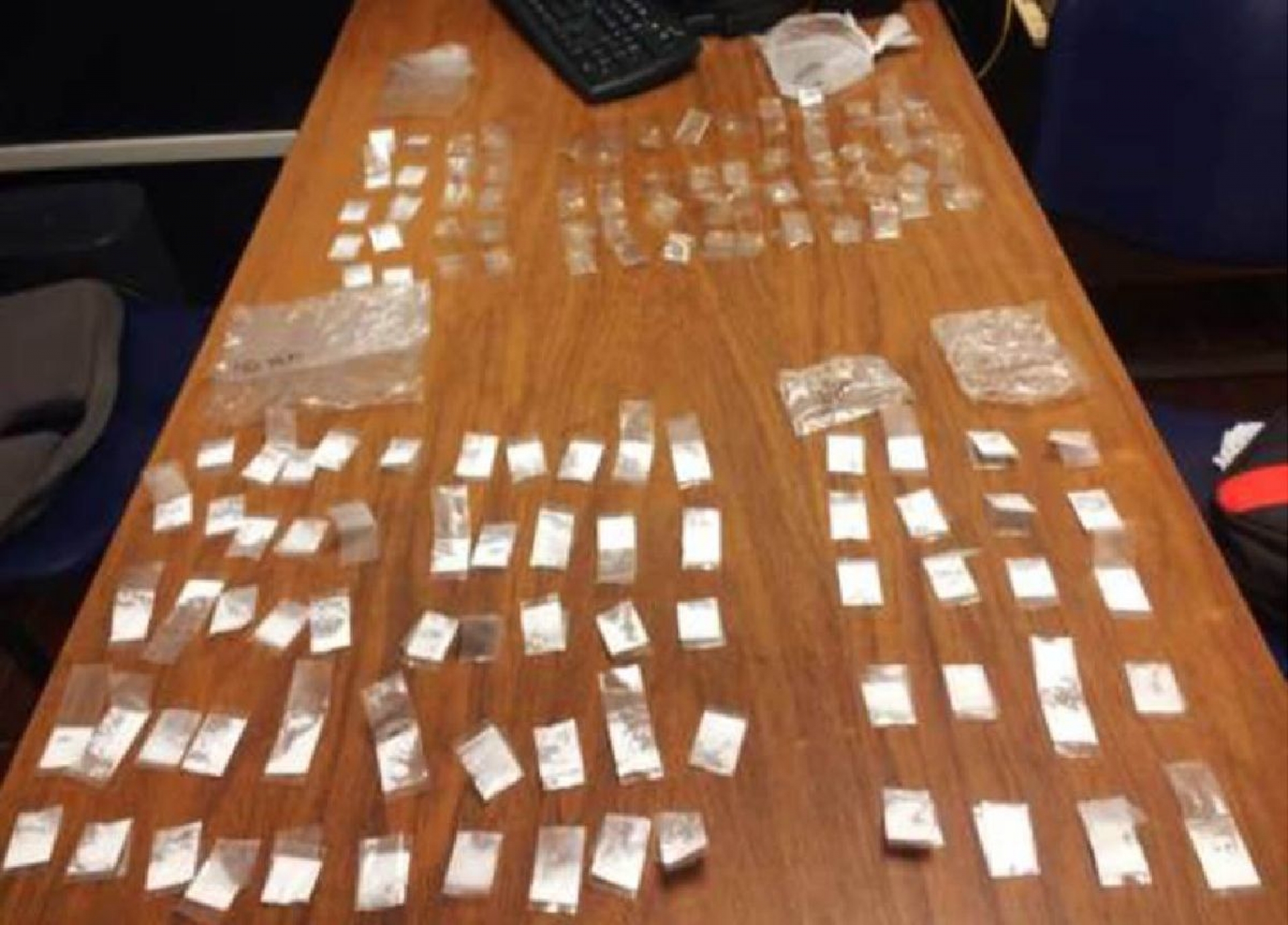Arrestan a joven que presuntamente tenía 170 dosis de cocaína