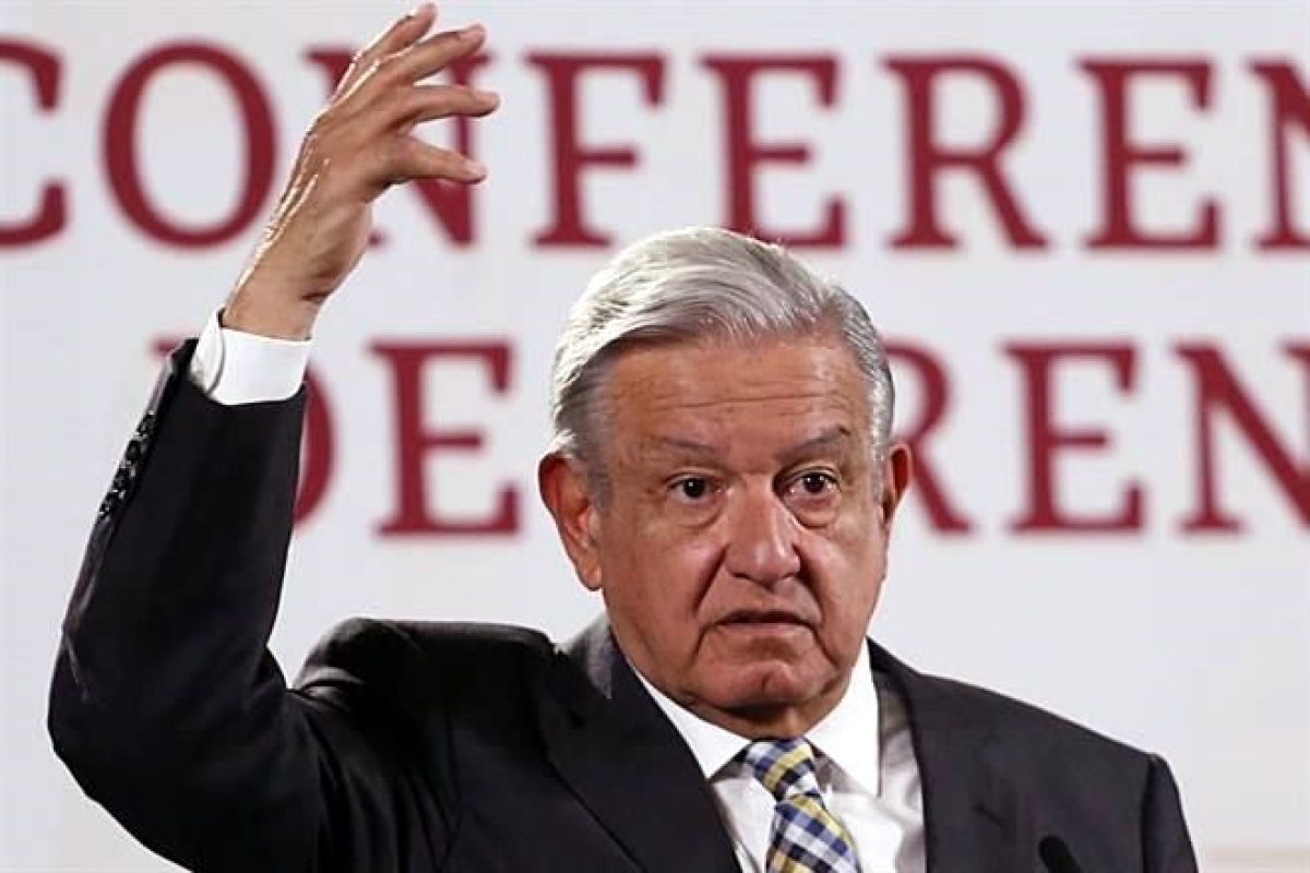 AMLO sobre caso Ayotzinapa: 'Estamos recibiendo muchas presiones de todo tipo y de muchas partes'