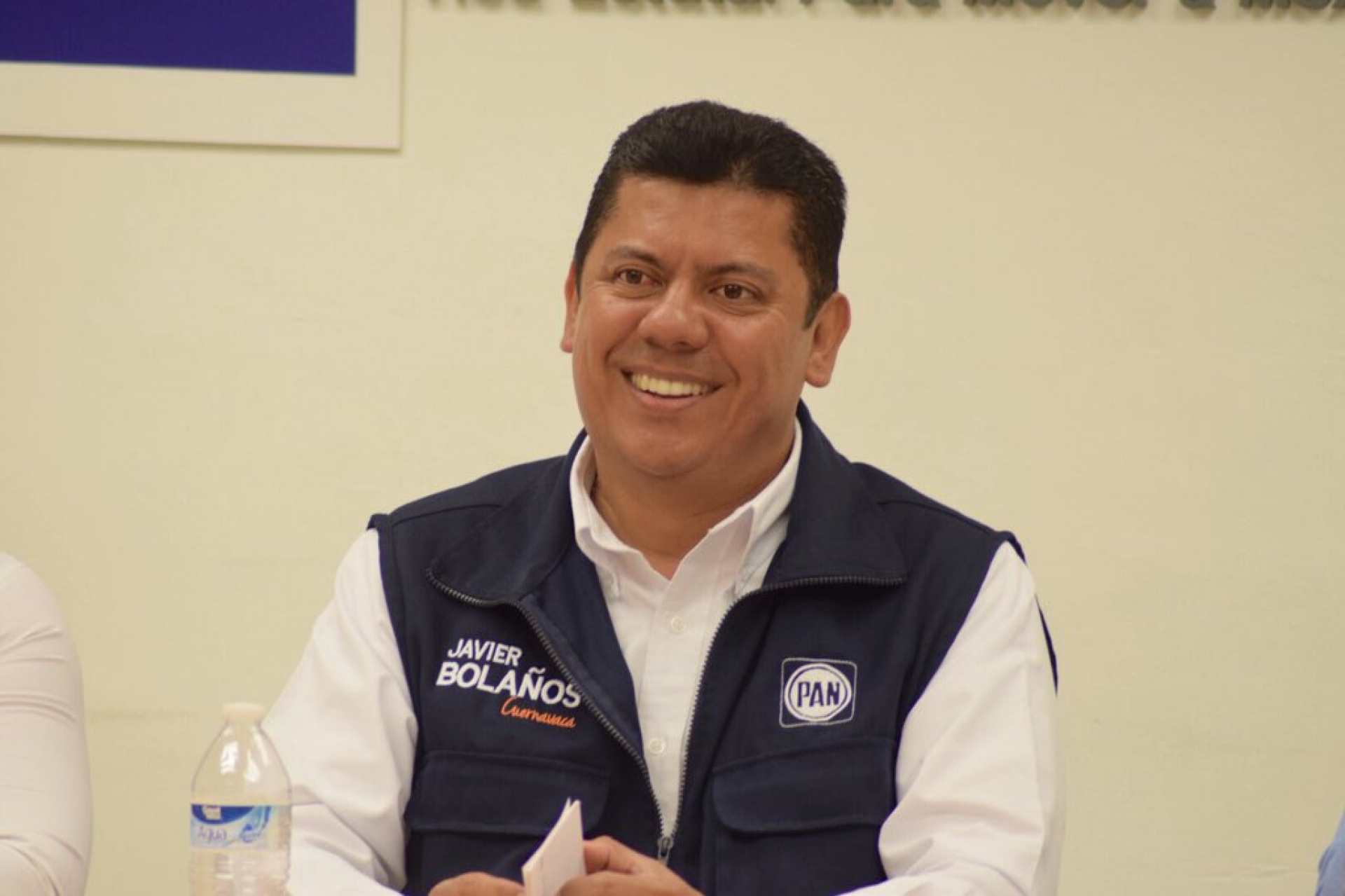 Recaba apoyos Javier Bolaños en las colonias Barona y Universo