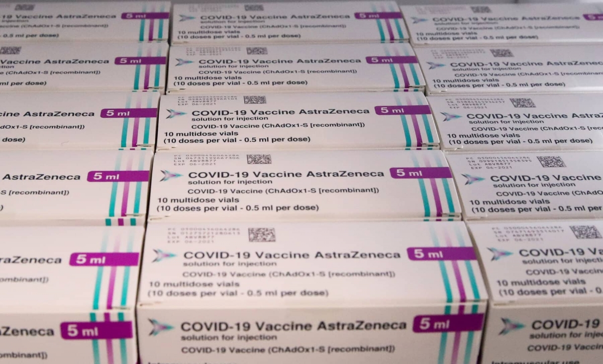 Cofepris libera vacunas AstraZeneca envasadas en EDOMEX