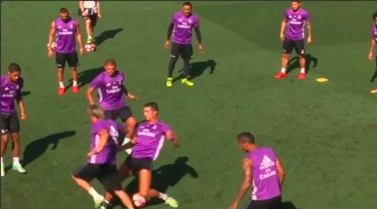 La reacción de CR7 tras ser humillado con un caño de Pepe