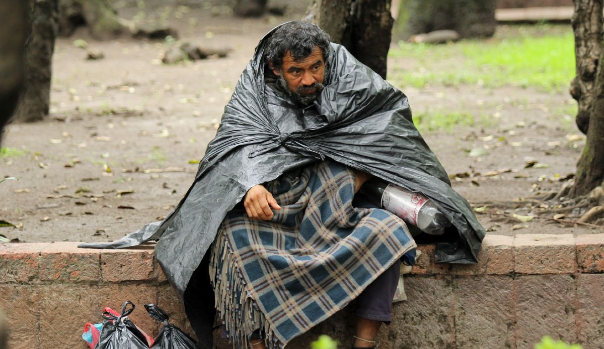 Sin casa, sin rumbo, sin voz: la vida que no debería ser así