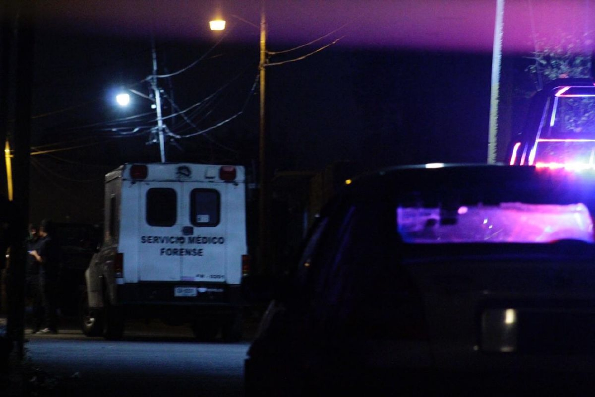 Dejan cuerpo embolsado en la colonia 10 de Abril de Temixco