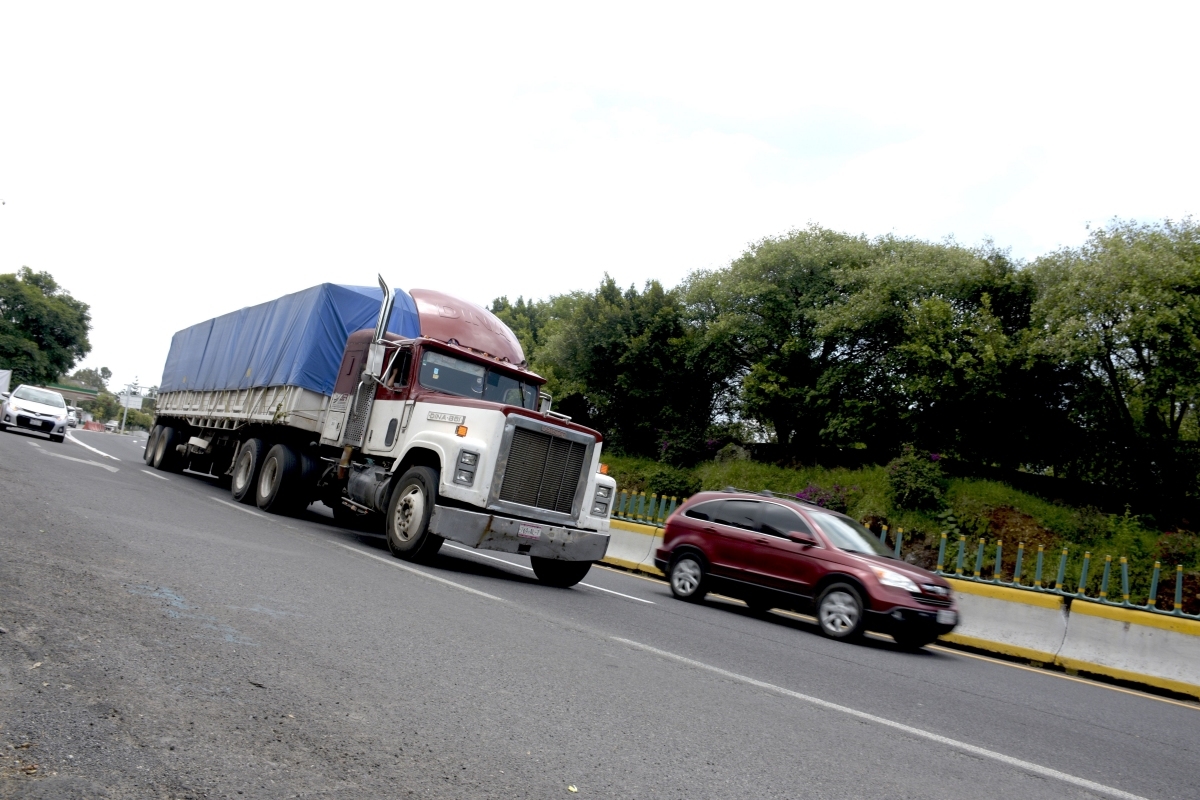 Regreso de vacacionistas saturó la autopista