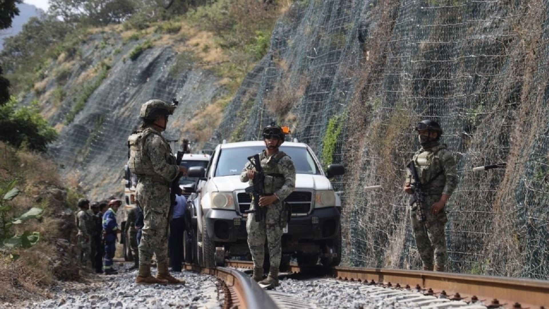 Detienen a jefe de despachadores por descarrilamiento del Tren Interoceánico