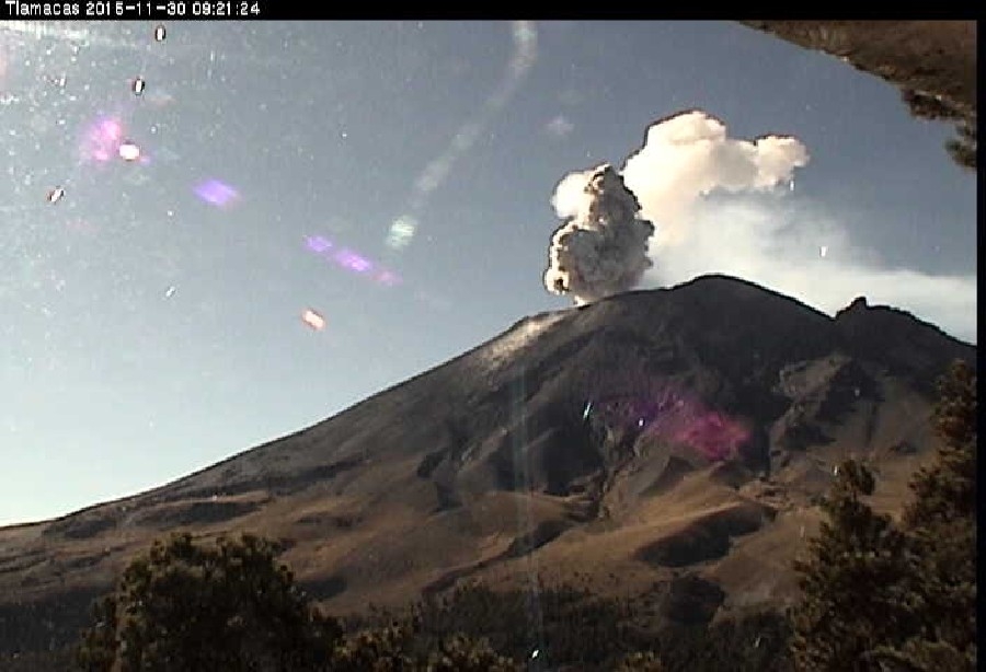 Presenta 15 explosiones el Volcán Popocatépetl