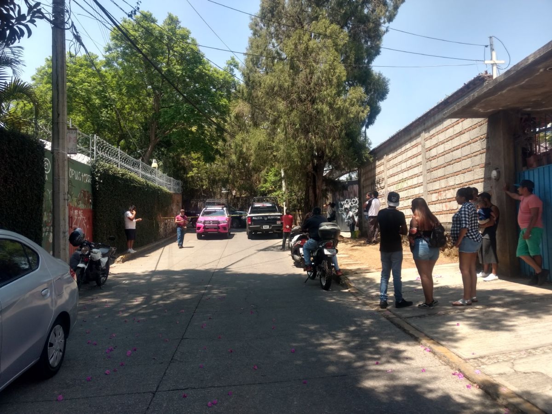 Asesinan a balazos a un automovilista en Ahuatepec