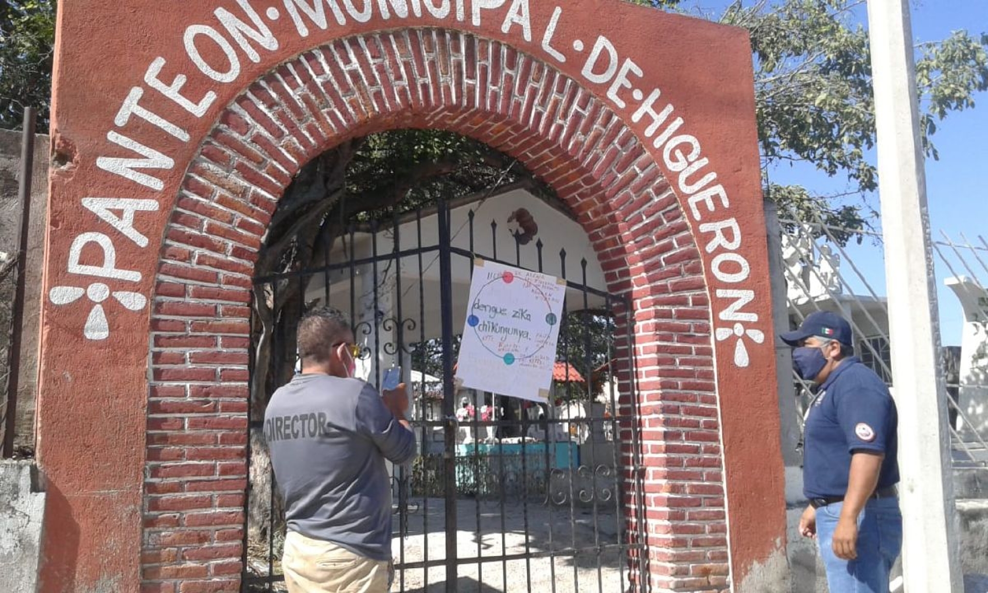 Los panteones de la zona surponiente permanecieron cerrados