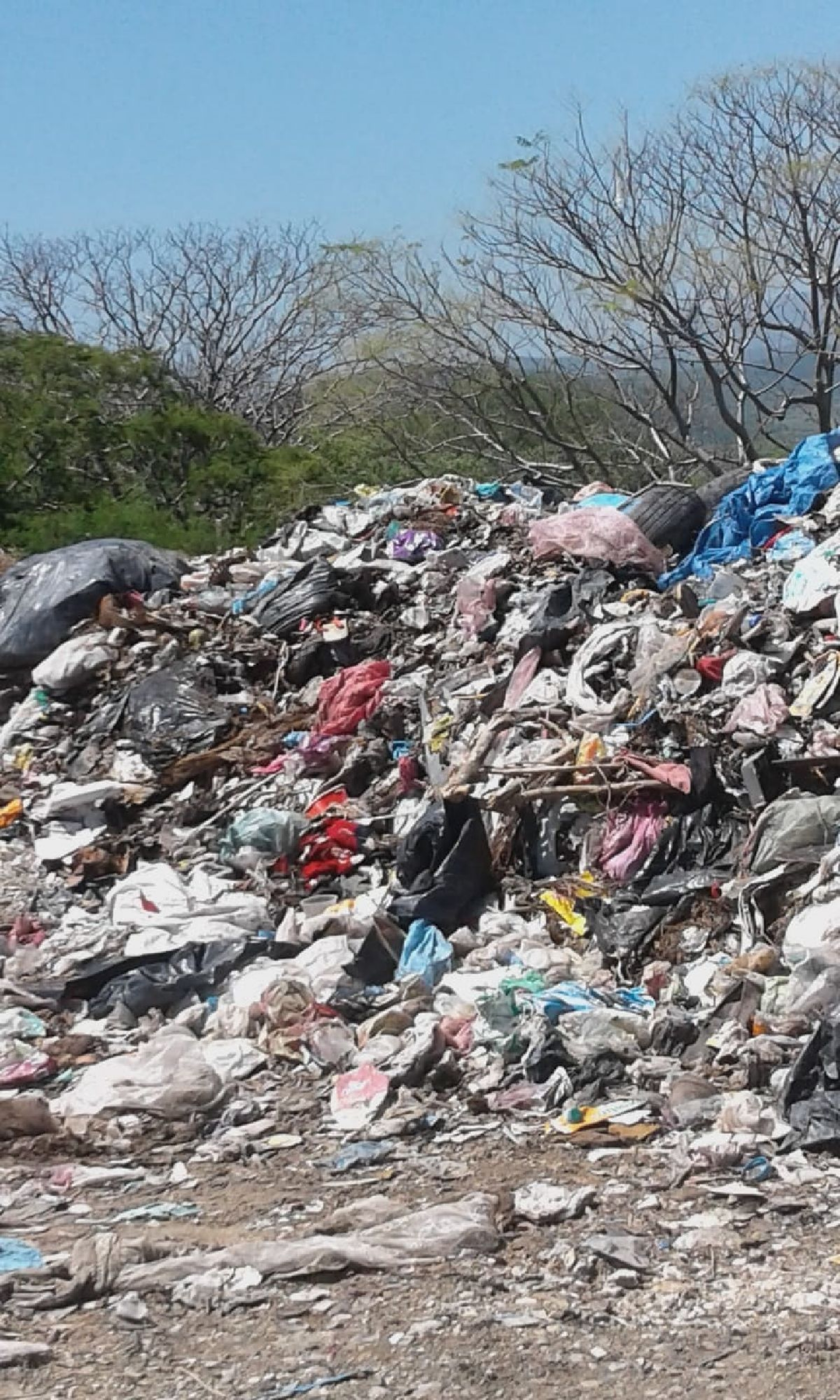 Acuerdan remediar el tiradero de basura de Las Carpas