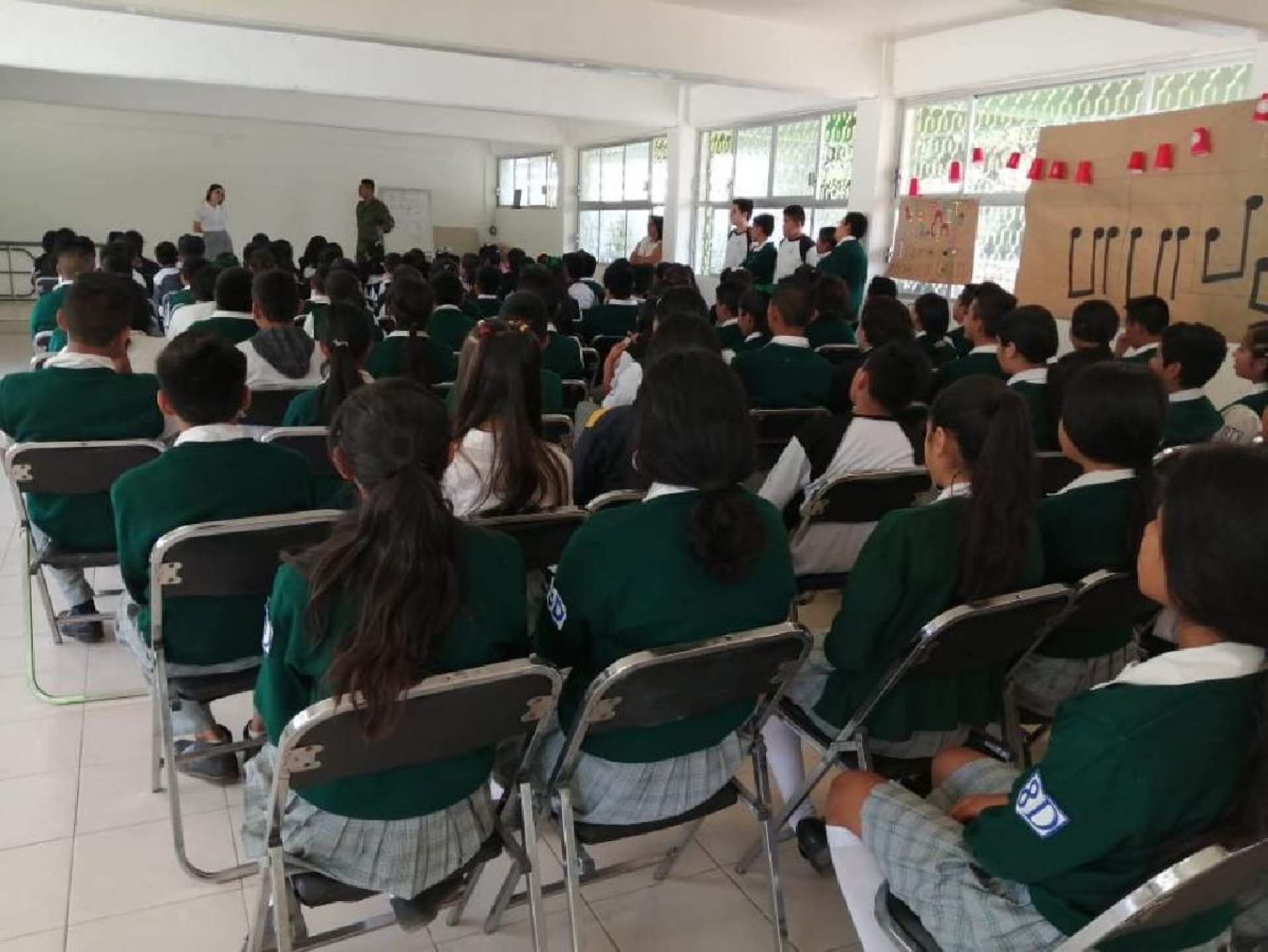 Capacitan a adolescentes en inclusión y no discriminación