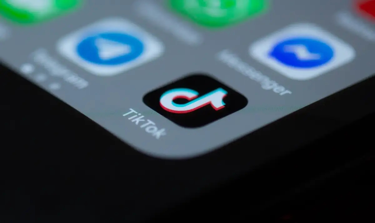 TikTok cuenta con un botón secreto que viraliza un video