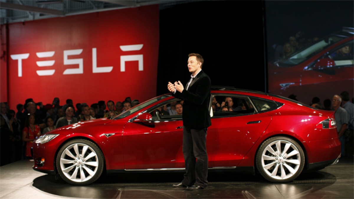 Tesla Motors se propone construir camiones autónomos y autos eléctricos al alcance de todos