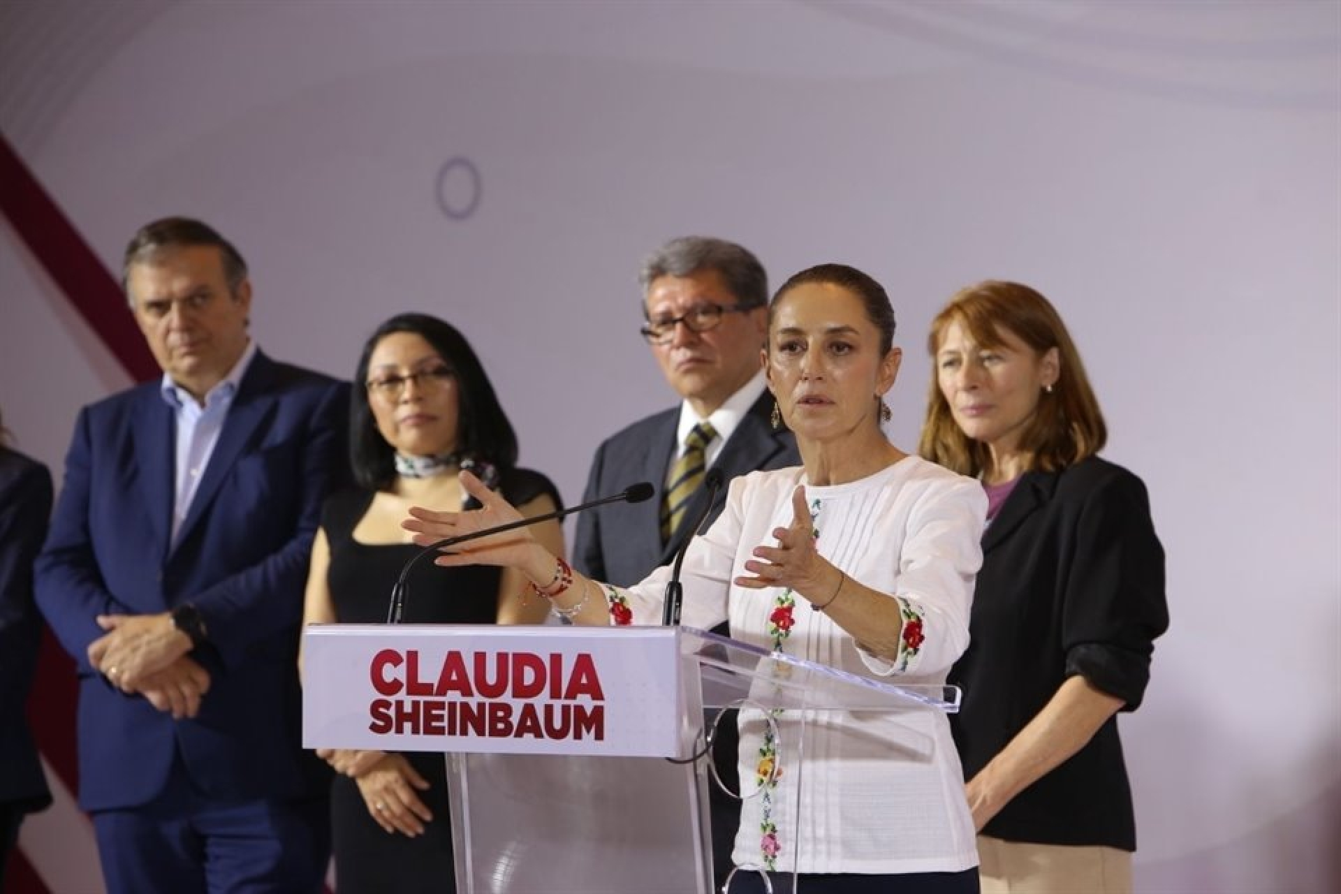 Sheinbaum presenta 'equipazo': Ebrard y Velasco se unen a campaña