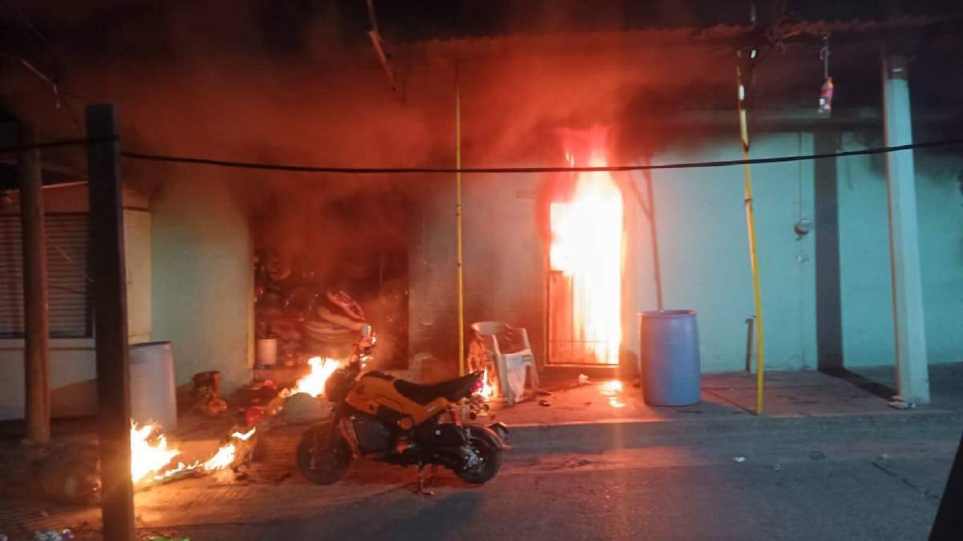Incendian otro negocio en Cuautla