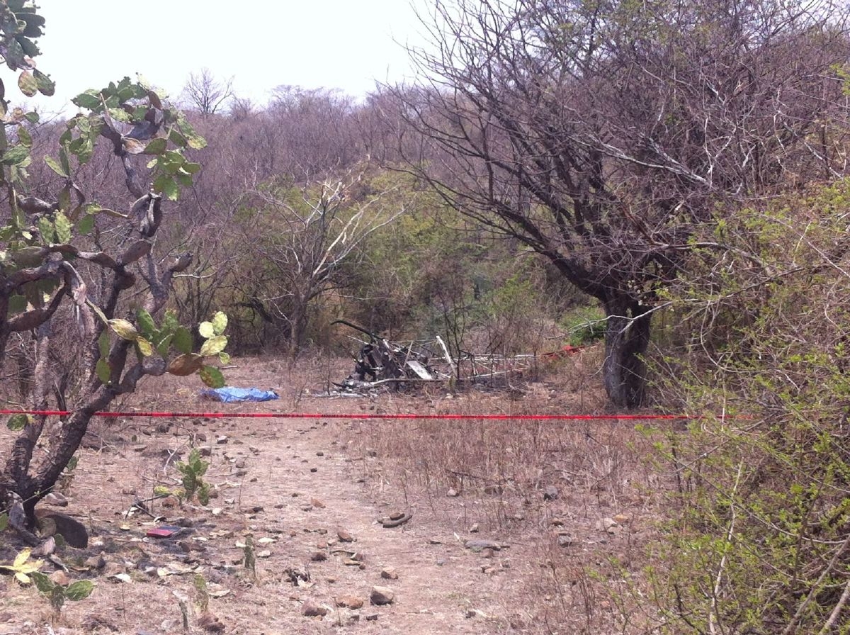 Caída de avioneta en Cuauchichinola deja un muerto