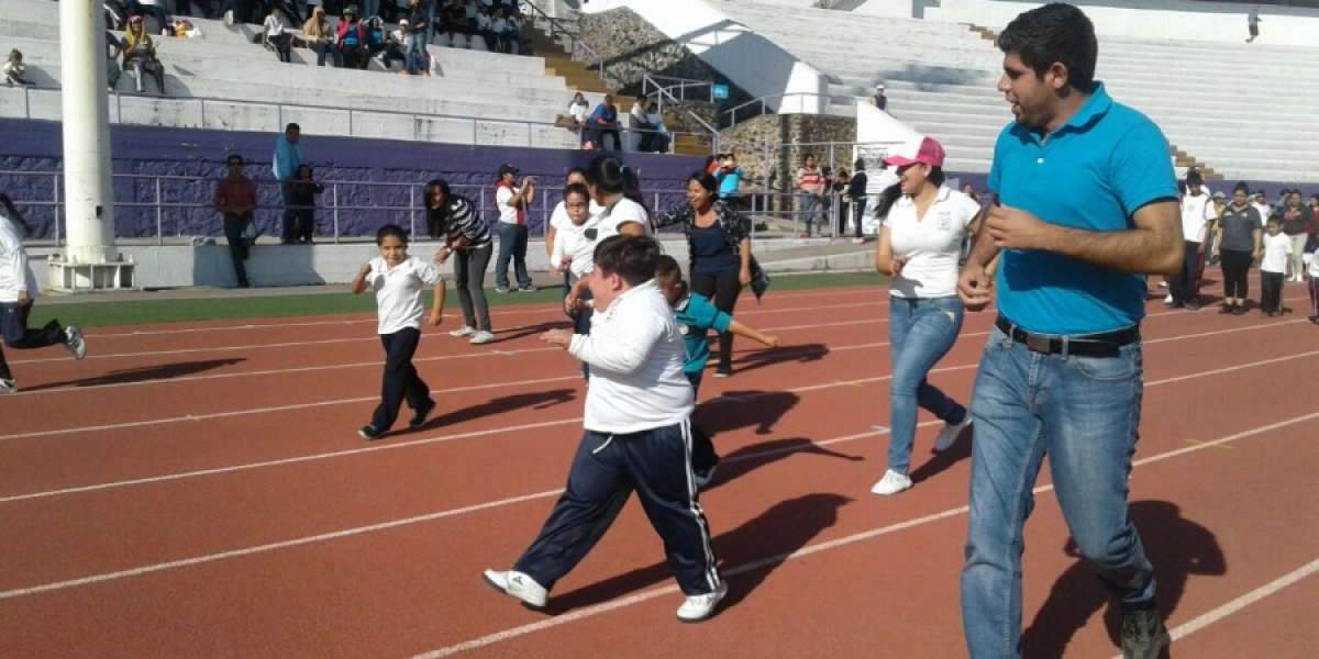 Se lleva a cabo olimpiada para alumnos de educación especial