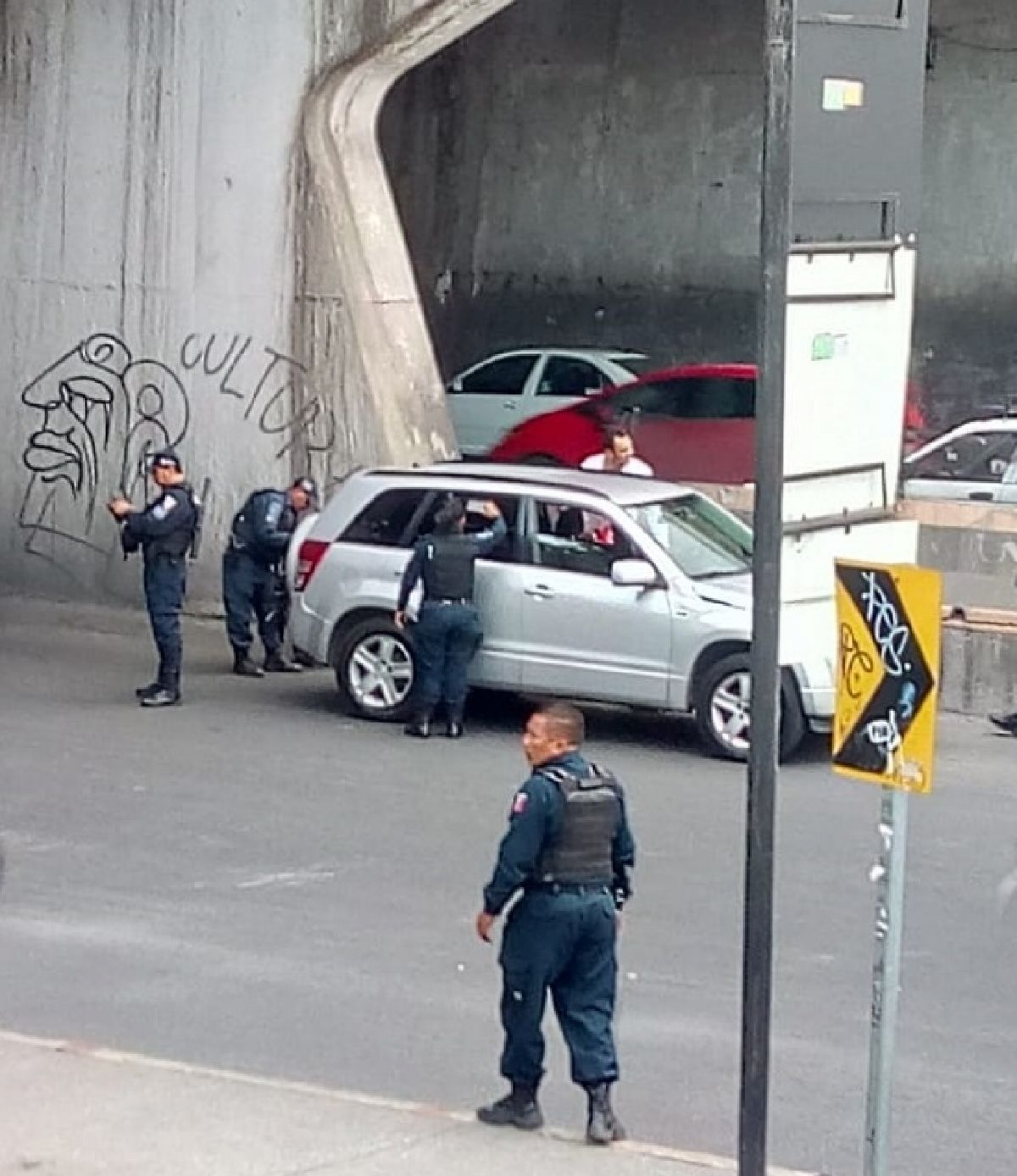 Tenía 50 años el hombre baleado afuera de la Policía Federal
