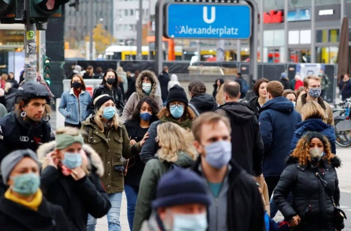 Alemania aplica nuevas medidas para frenar contagios por la cuarta ola de COVID