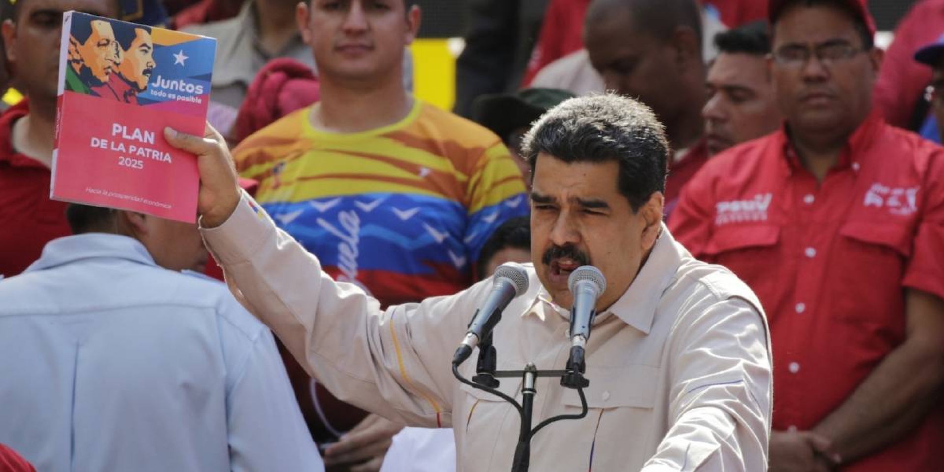 Maduro ahora le declara la guerra a Netflix por serie sobre Bolívar
