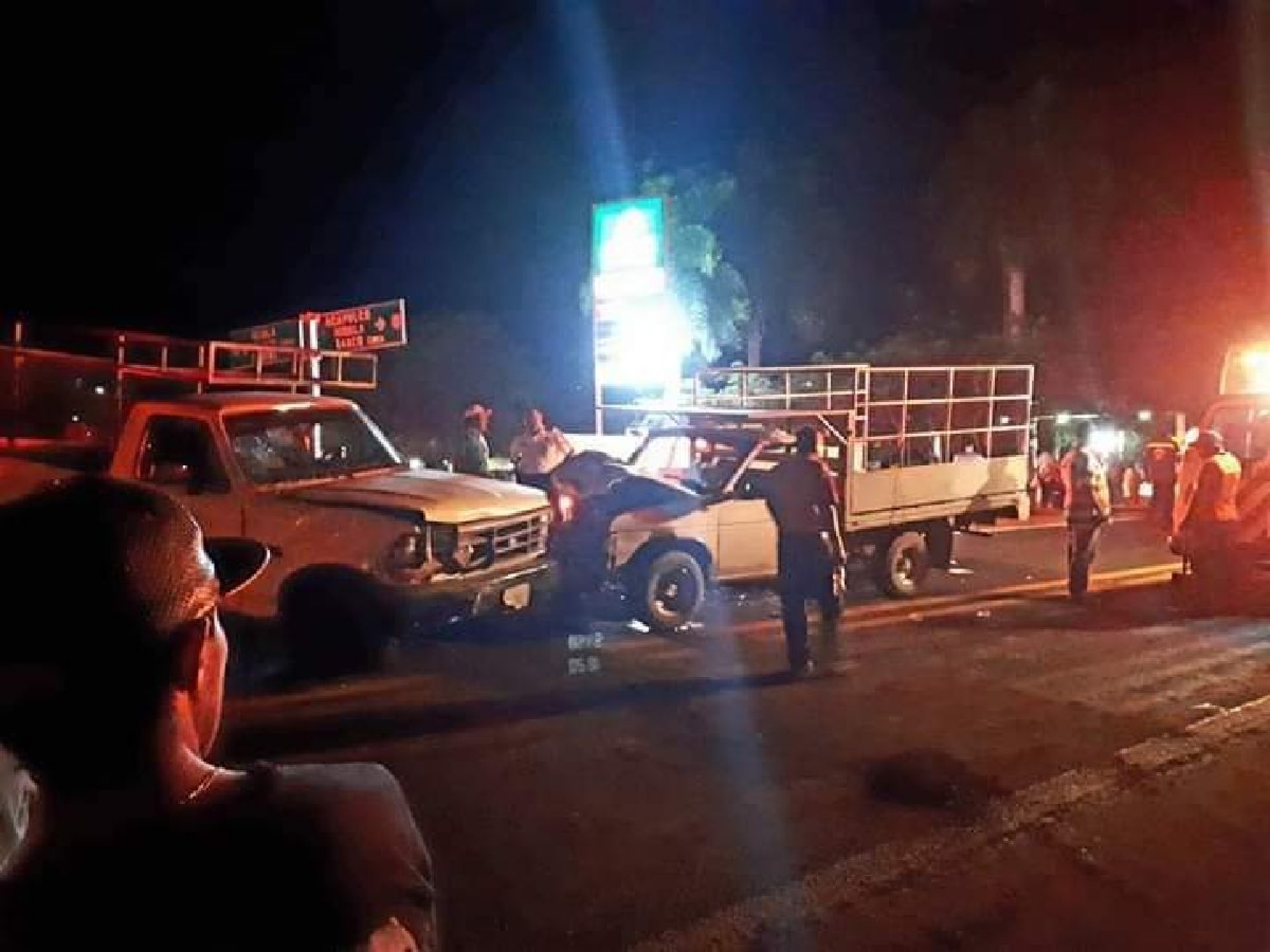 Choque en Amacuzac deja 12 lesionados