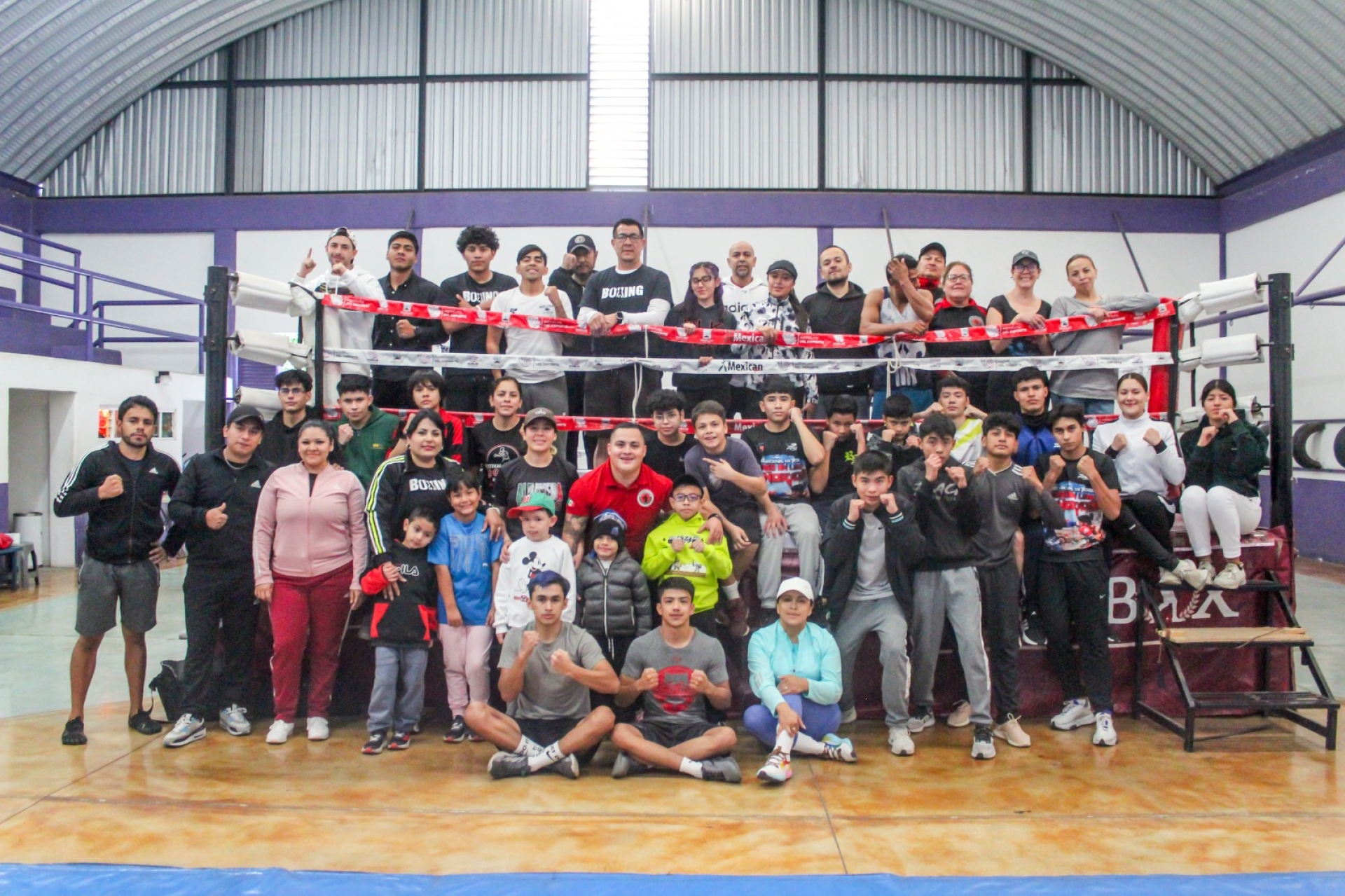 Impulsa Indem activaciones físicas previas a la 'Clase Nacional de Boxeo 2025'