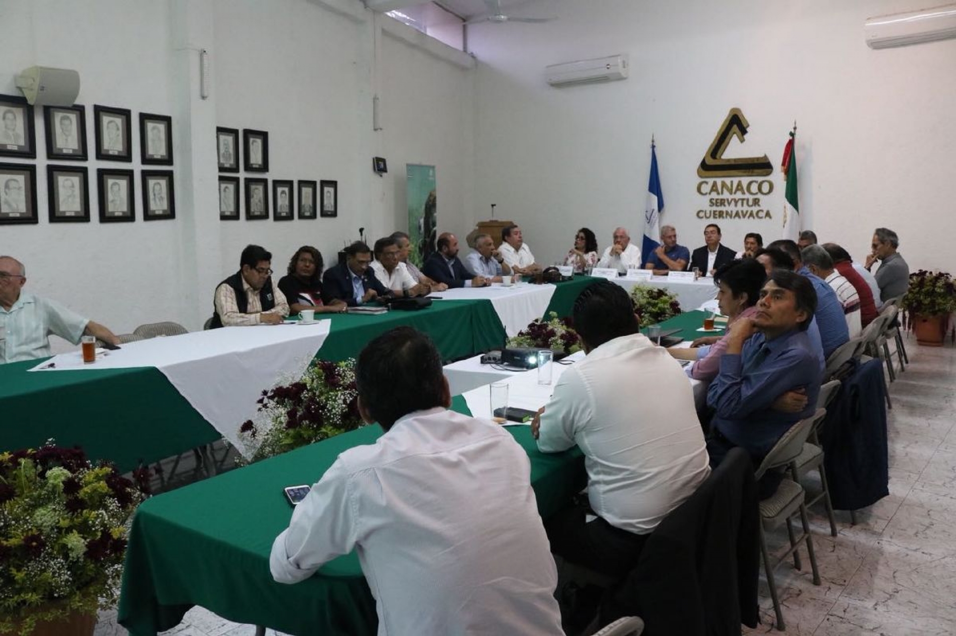 Erradicar corrupción, condición para impulsar el desarrollo: Víctor Caballero