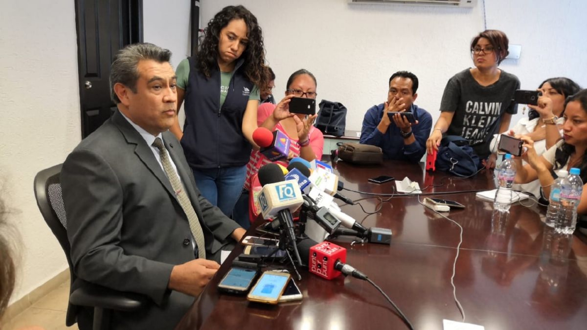 Cumplen gobernador y gabinete con declaración patrimonial