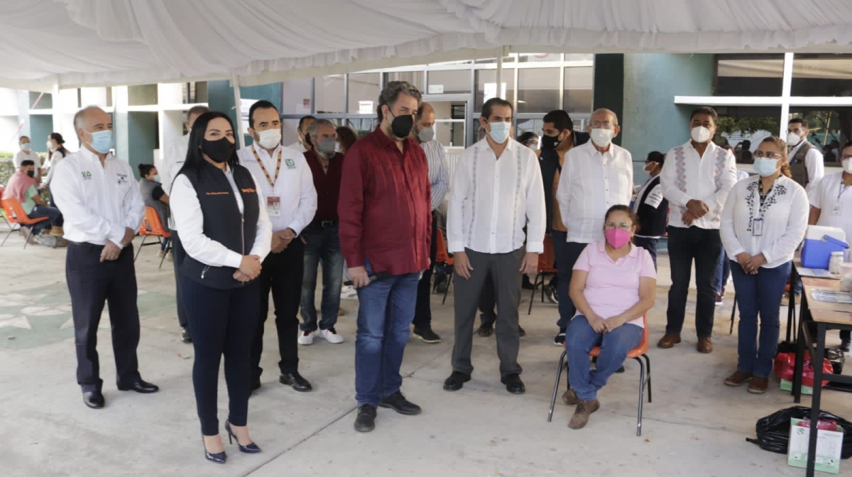 Inicio exitoso de la jornada de vacunación para el personal educativo de Morelos