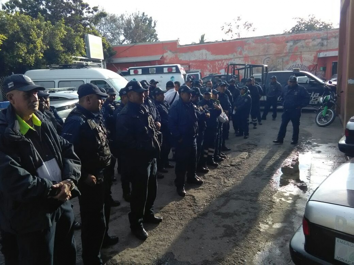 Continúa paro de labores de policías de Jonacatepec por falta de pago