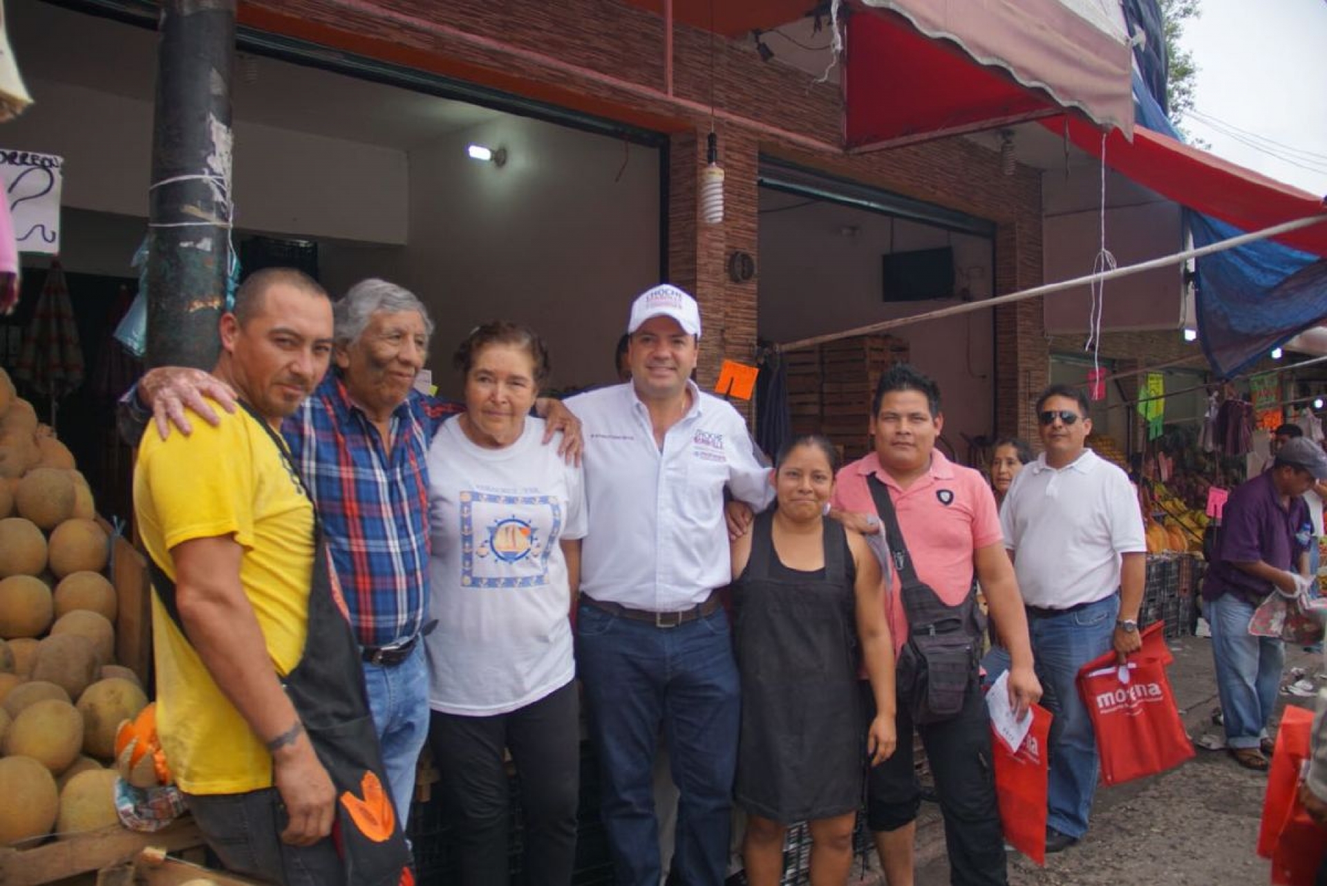Propone José Luis Borbolla impulso al comercio en mercados municipales