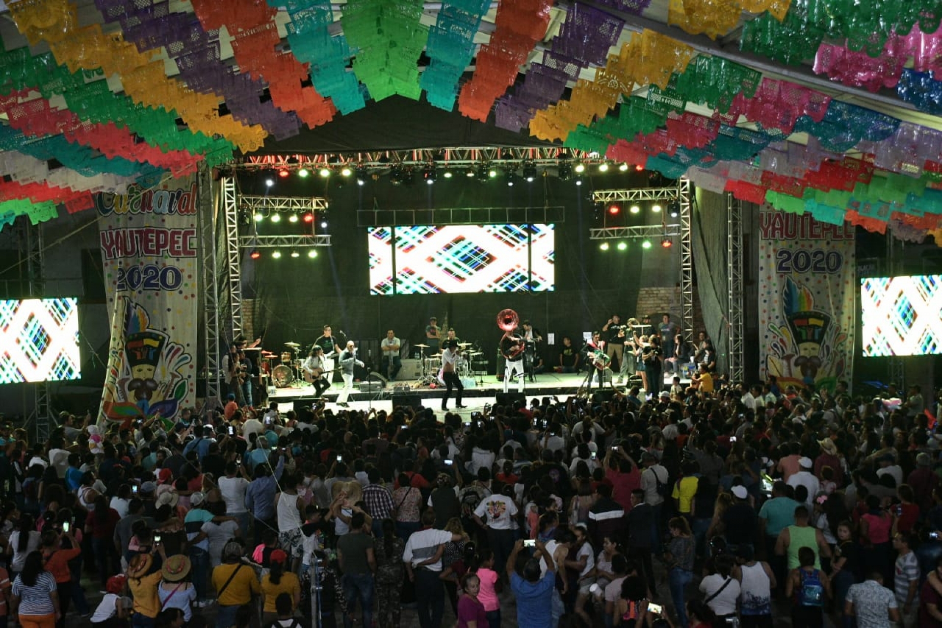 Con saldo blanco, concluye el carnaval de Yautepec
