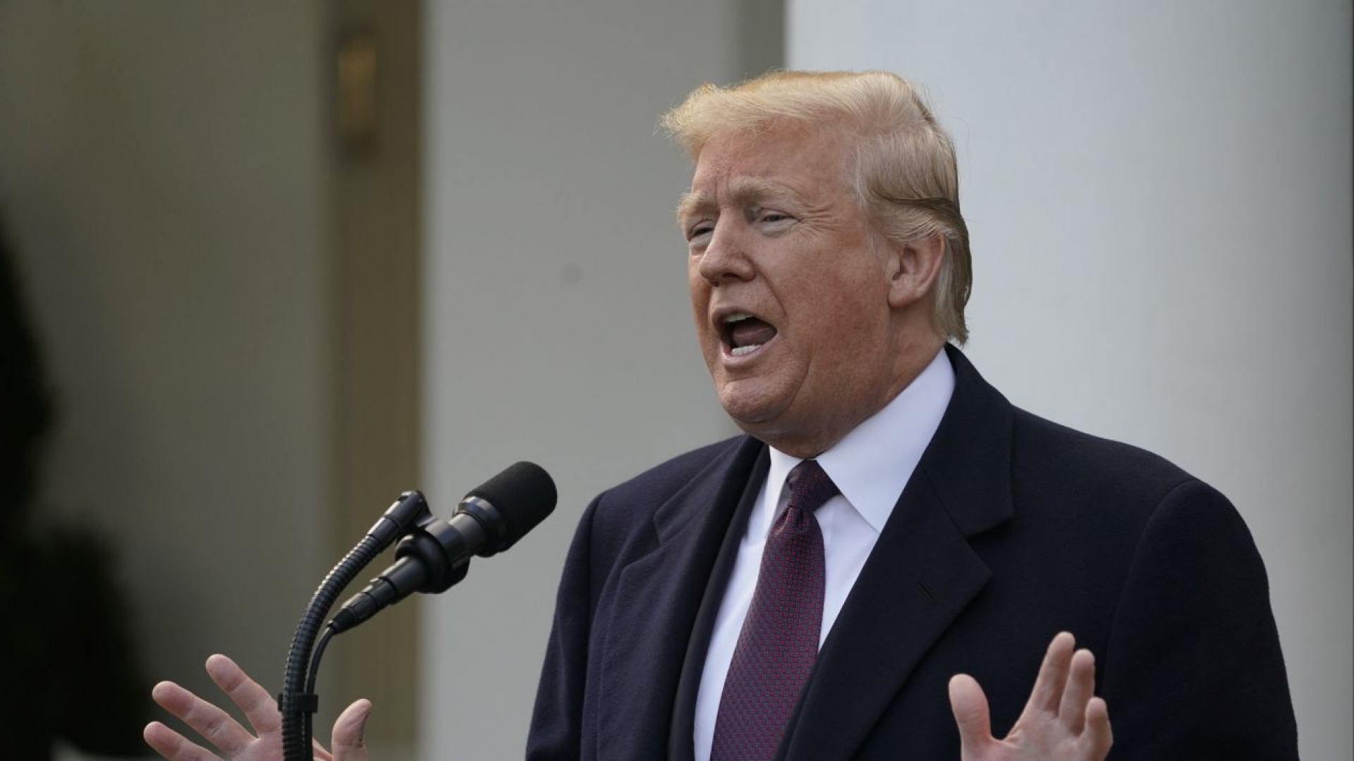 Trump envía soldados a la frontera con México tras incidente con militares mexicanos