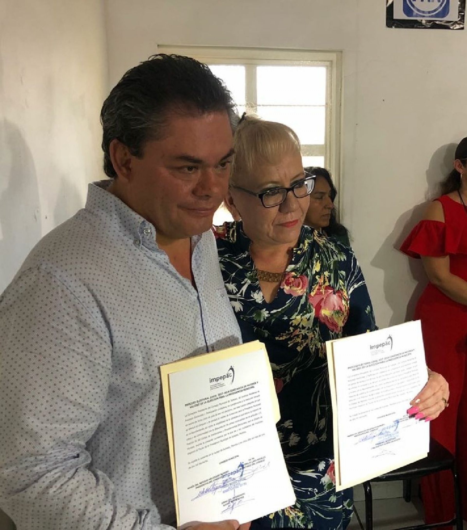 Rafael Reyes recibió constancia de mayoría en Jiutepec