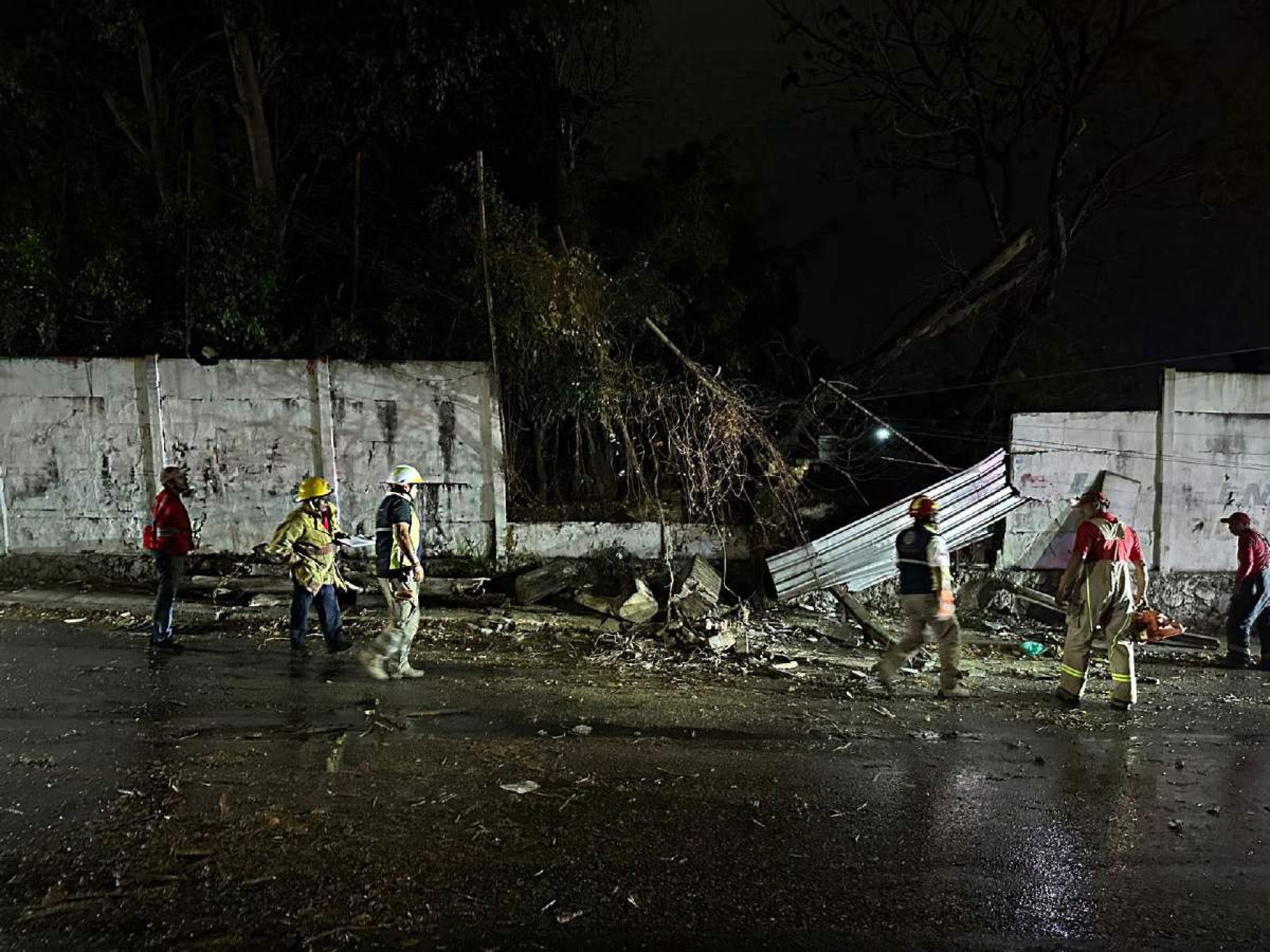Lluvias y viento provocan afectaciones en Cuernavaca