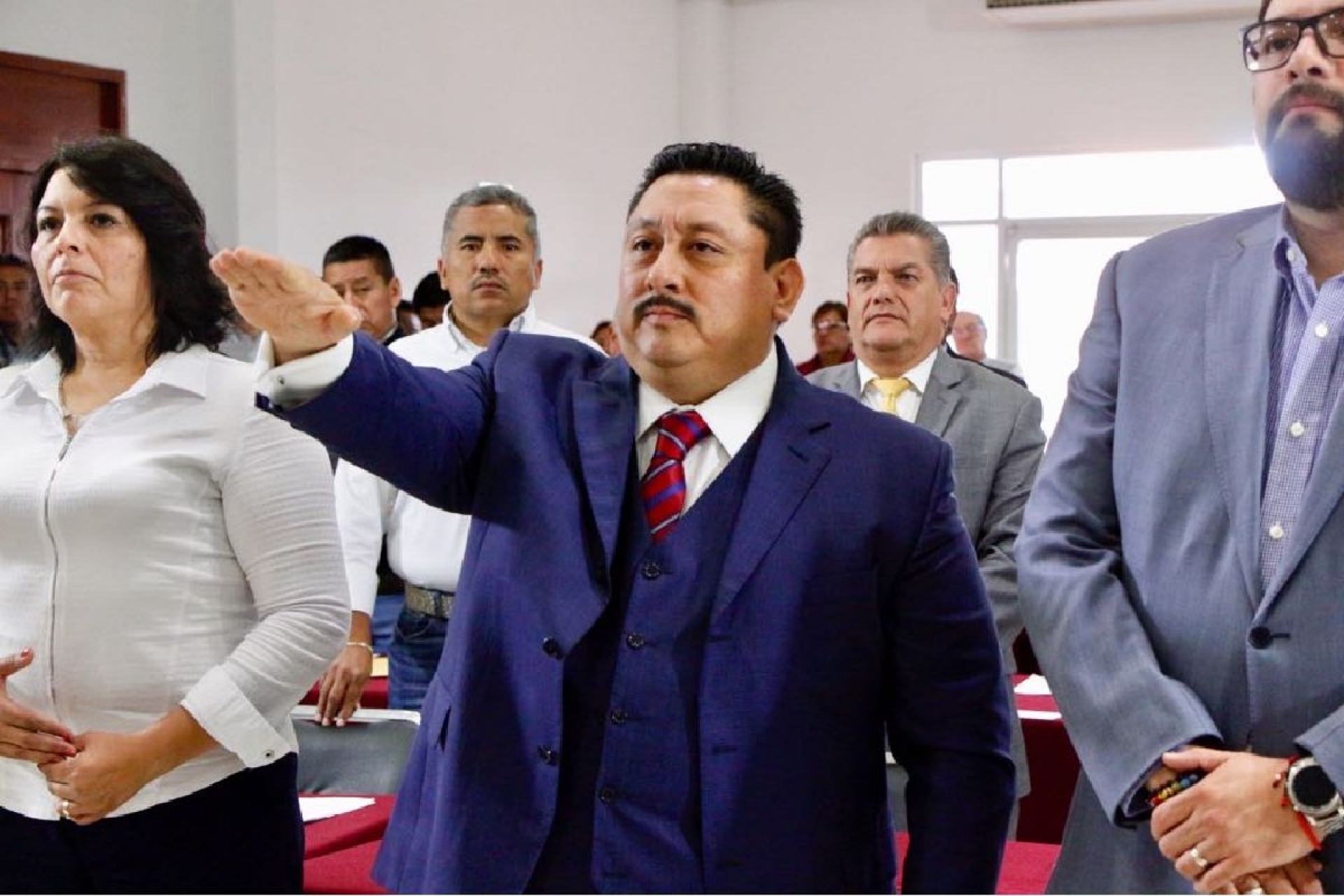 Diputados pedirán cuentas a fiscal general