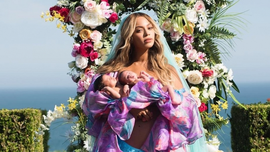 Beyoncé publica primeras fotos de sus mellizos