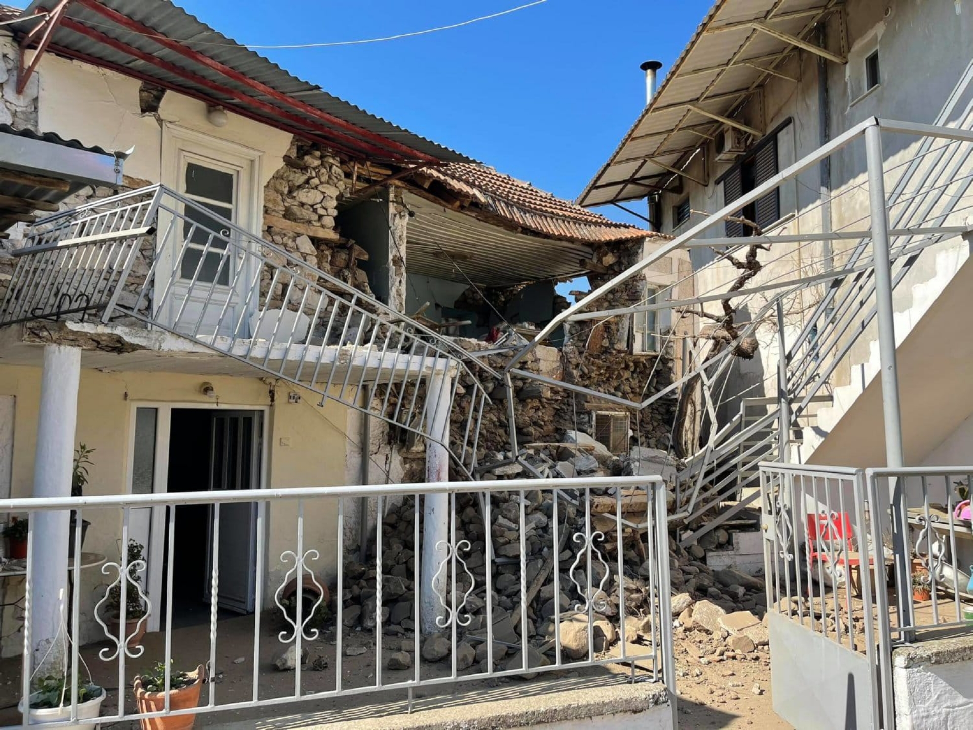 Sismo de magnitud 6.3 sacude el centro de Grecia